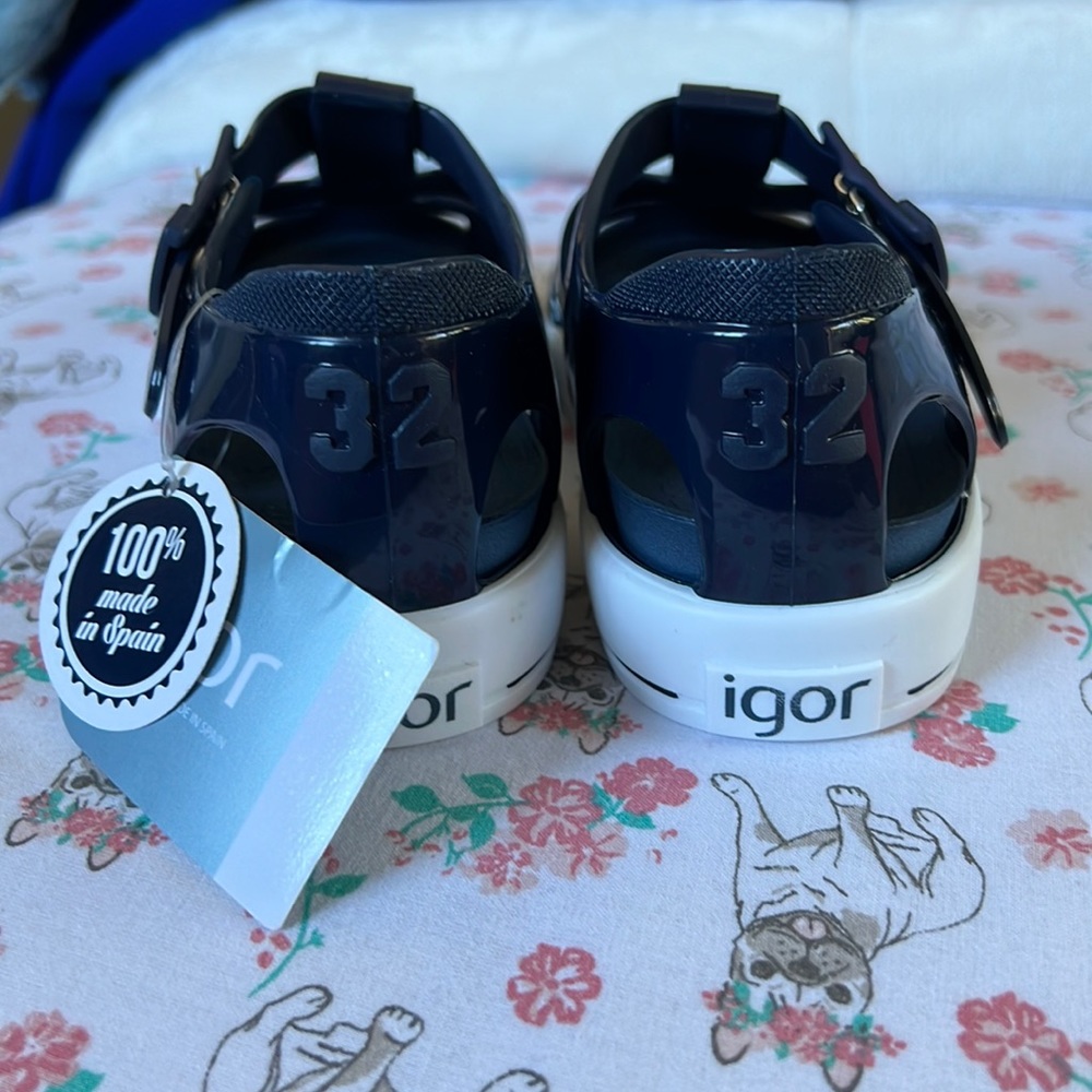 igor Tenis solid girls shoes. New!